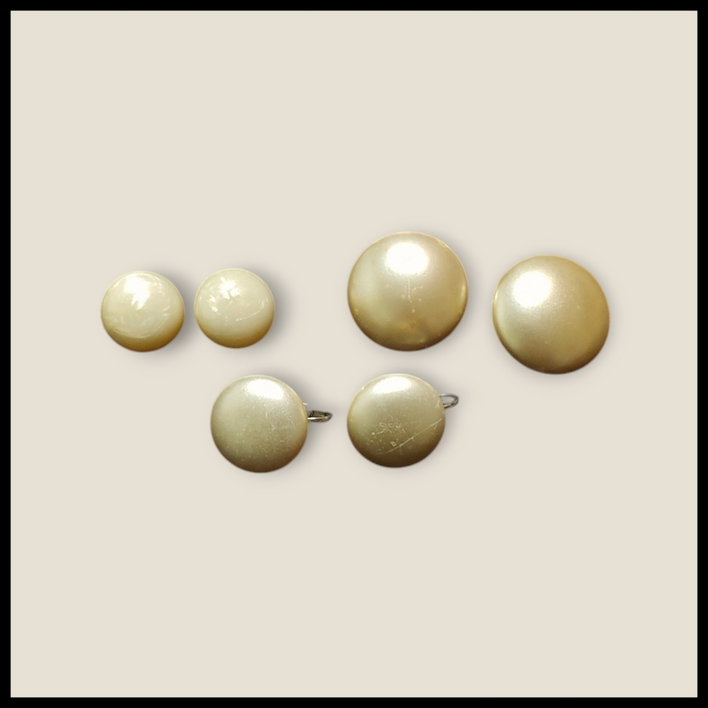 Vintage - 3 Pair of Cream Clip on Earrings